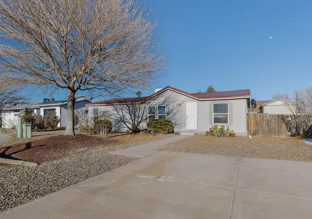 Photo 1 of Sale Pending at 804 Callejon De Los Tulipanes, Belen, NM 87002 | MLS# 1108334 | Listing updated on 2026-09-11
