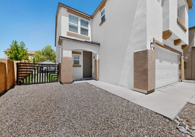 Photo 3 of Sale Pending at 437 Luminoso Dr NW, Albuquerque, NM 87121 | MLS# 1108348 | Listing updated on 2026-09-17