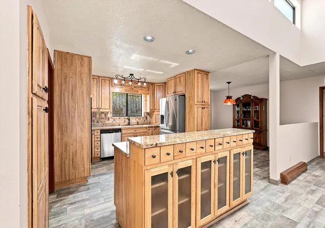 Photo 3 of Townhouse for sale at 3016 Cutler Ave Ne, Albuquerque, NM 87106 | MLS# 1108355 | Listing updated on 2026-09-01