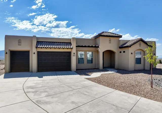 Photo 3 of Single family home for sale at 2601 Mansart Ct NE, Rio Rancho, NM 87144 | MLS# 1108387 | Listing updated on 2026-10-02