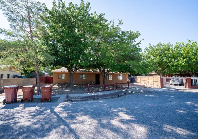 Photo 2 of Sale Pending at 1142 Calle Palo Verde, Bernalillo, NM 87004 | MLS# 1108390 | Listing updated on 2026-09-13