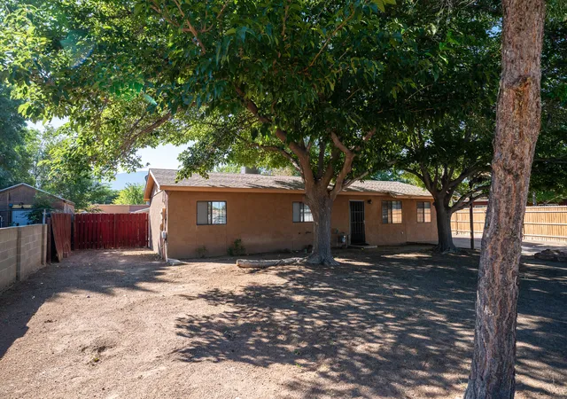 Photo 3 of Sale Pending at 1142 Calle Palo Verde, Bernalillo, NM 87004 | MLS# 1108390 | Listing updated on 2026-09-13