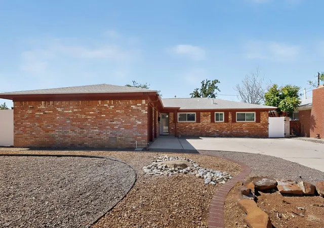 Photo 2 of Single family home for sale at 8432 Palo Duro Ave Ne, Albuquerque, NM 87111 | MLS# 1108408 | Listing updated on 2026-09-01