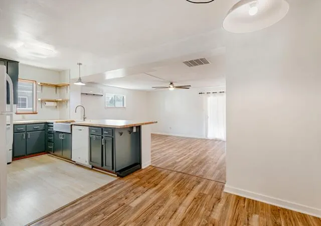 Photo 3 of Single family home for sale at 3520 Smith Ave Se, Albuquerque, NM 87106 | MLS# 1108418 | Listing updated on 2026-09-14