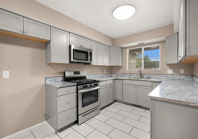 Photo 4 of Single family home for sale at 8114 Pickard Ave NE, Albuquerque, NM 87110 | MLS# 1108437 | Listing updated on 2026-09-14