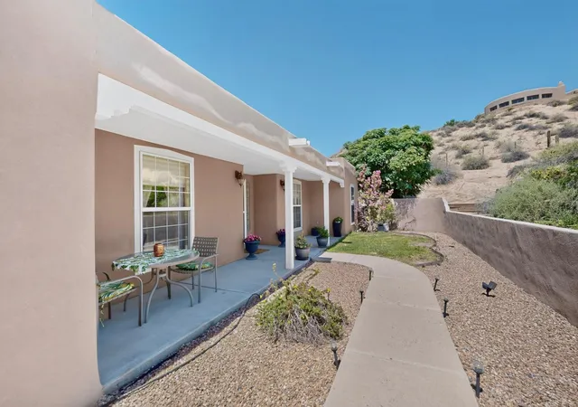 Photo 3 of Single family home for sale at 321 Paseo De Corrales, Corrales, NM 87048 | MLS# 1108461 | Listing updated on 2026-09-10