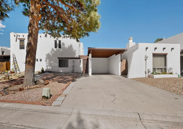 Photo 3 of Sale Pending at 71 Calle Loma Parda Nw, Albuquerque, NM 87120 | MLS# 1108468 | Listing updated on 2026-09-10