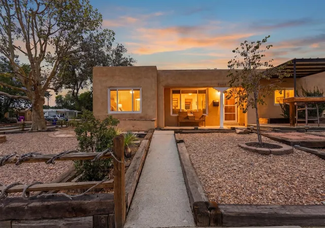 Photo 1 of Single family home for sale at 8403 Haines Ave Ne, Albuquerque, NM 87110 | MLS# 1108470 | Listing updated on 2026-09-13