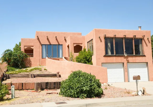 Photo 2 of Sale Pending at 1625 Bluffside Pl Nw, Albuquerque, NM 87105 | MLS# 1108477 | Listing updated on 2026-09-07