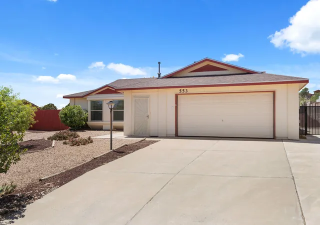 Photo 3 of Sale Pending at 553 Christine Dr Ne, Rio Rancho, NM 87124 | MLS# 1108504 | Listing updated on 2026-08-31