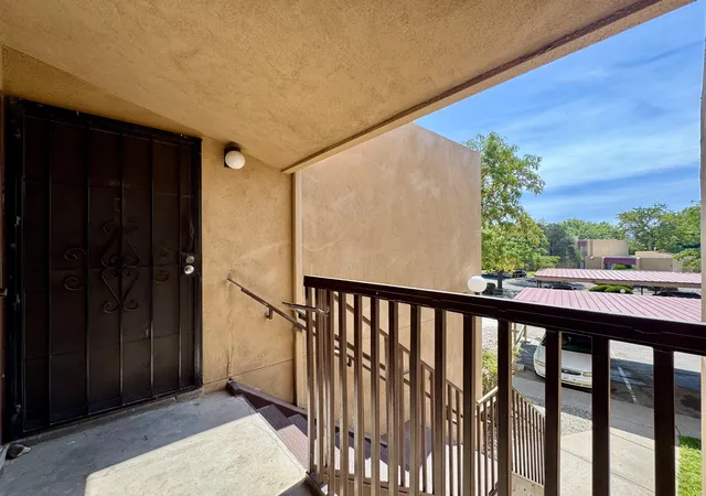Photo 2 of Sale Pending at 917 Country Clb Dr Se #APT H, Rio Rancho, NM 87124 | MLS# 1108508 | Listing updated on 2026-10-02