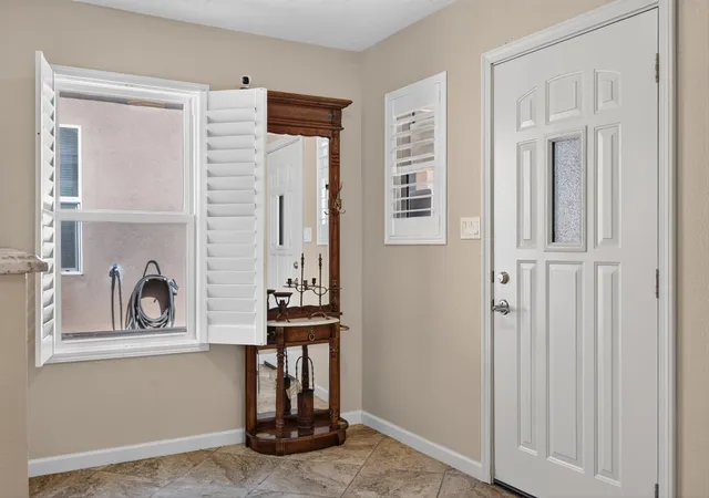 Photo 4 of Single family home for sale at 6466 Hurley Ct NE, Rio Rancho, NM 87144 | MLS# 1108510 | Listing updated on 2026-09-05