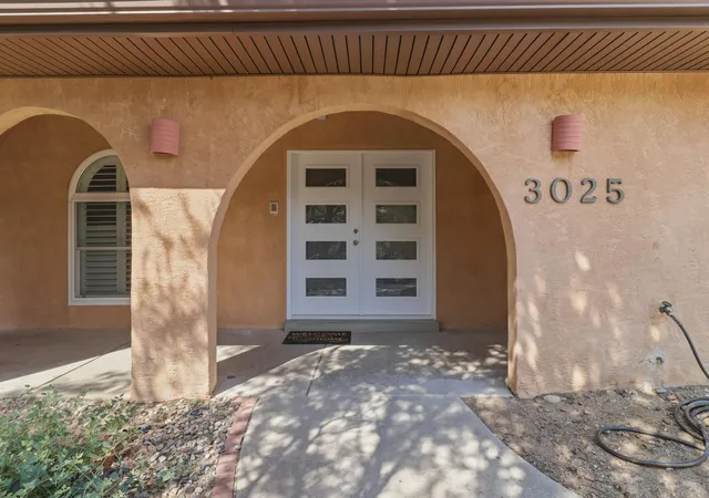 Photo 3 of Sale Pending at 3025 Palo Alto Dr Ne, Albuquerque, NM 87111 | MLS# 1108545 | Listing updated on 2026-09-02