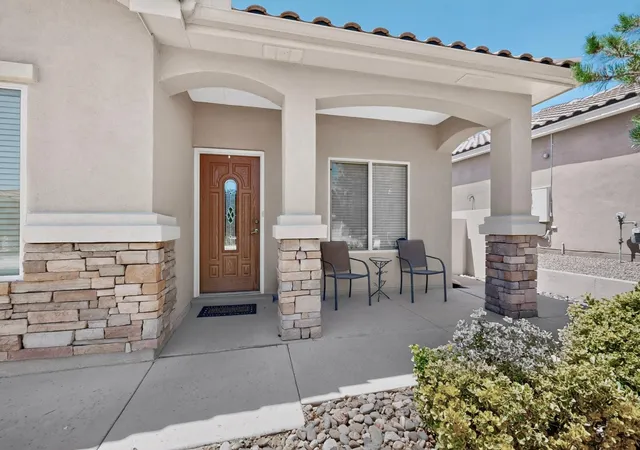 Photo 2 of Single family home for sale at 923 Evening Primrose Ln, Bernalillo, NM 87004 | MLS# 1108550 | Listing updated on 2026-10-02