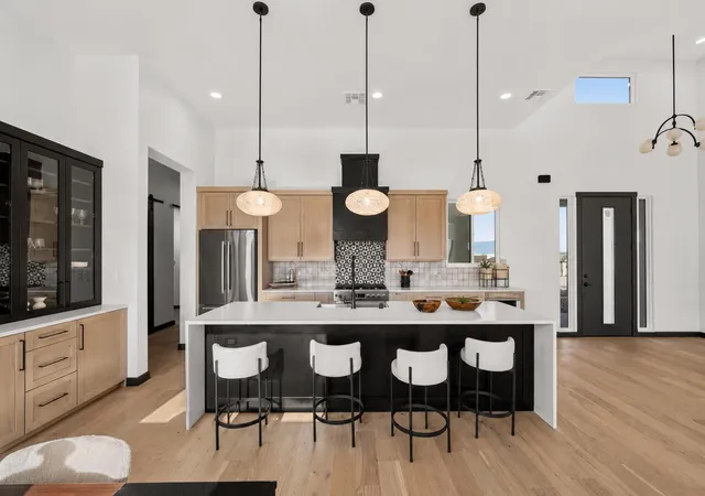 Photo 4 of Single family home for sale at 1425 6th Street SE, Rio Rancho, NM 87124 | MLS# 1108574 | Listing updated on 2026-09-11