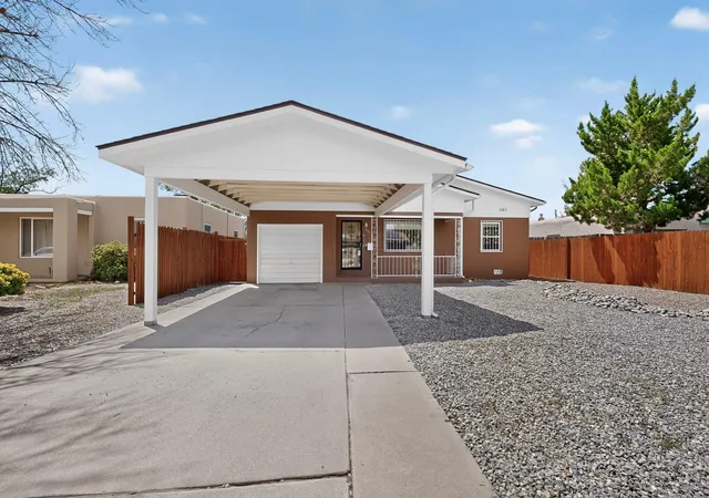 Photo 2 of Sale Pending at 821 Cagua Dr Se, Albuquerque, NM 87108 | MLS# 1108603 | Listing updated on 2026-09-13
