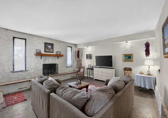 Photo 3 of Single family home for sale at 120 E Cummings, Moriarty, NM 87035 | MLS# 1108719 | Listing updated on 2026-09-30