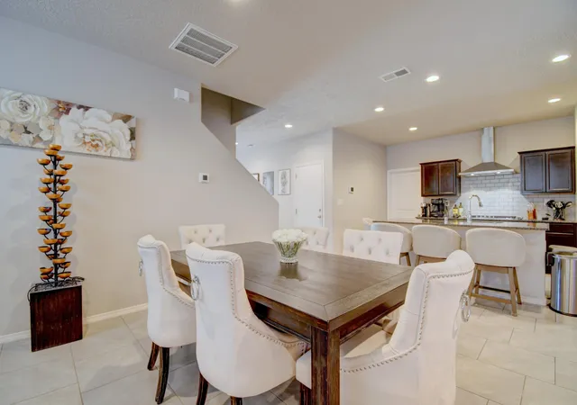 Photo 4 of Single family home for sale at 2009 Hubbard St SE, Albuquerque, NM 87123 | MLS# 1108739 | Listing updated on 2026-09-08