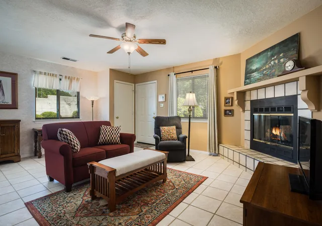 Photo 4 of Condo for sale at 5801 Lowell St NE #UNIT 24A, Albuquerque, NM 87111 | MLS# 1108744 | Listing updated on 2026-09-11