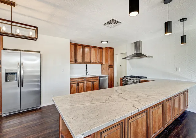 Photo 2 of Sale Pending at 565 Lisbon Ave Se, Rio Rancho, NM 87124 | MLS# 1108788 | Listing updated on 2026-09-12