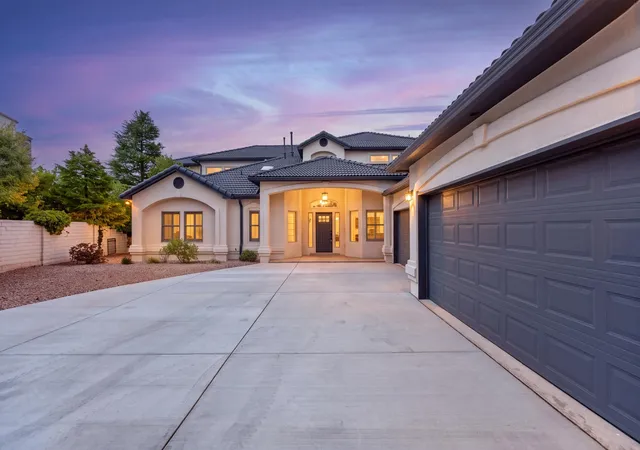 Photo 3 of Single family home for sale at 11127 Inverness Ct Ne, Albuquerque, NM 87111 | MLS# 1108795 | Listing updated on 2026-09-10