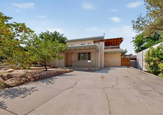 Photo 3 of Single family home for sale at 2738 San Joaquin Ave Se, Albuquerque, NM 87106 | MLS# 1108832 | Listing updated on 2026-09-10