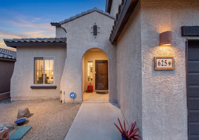 Photo 3 of Single family home for sale at 625 Palo Alto Dr Ne, Rio Rancho, NM 87124 | MLS# 1108843 | Listing updated on 2026-09-11