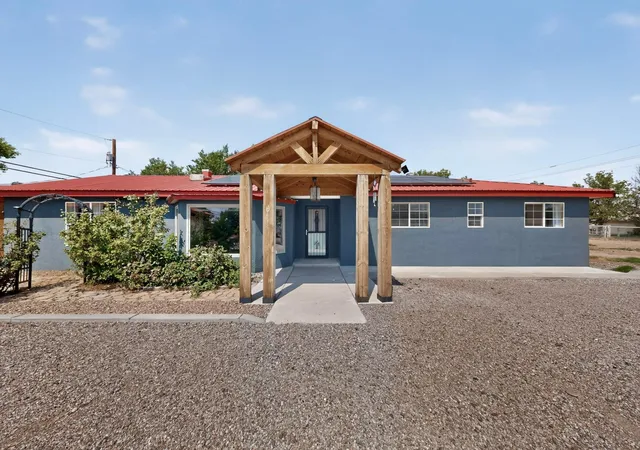 Photo 1 of Single family home for sale at 4951 Short St Sw, Los Lunas, NM 87031 | MLS# 1108872 | Listing updated on 2026-09-03