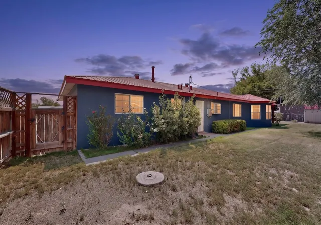 Photo 3 of Single family home for sale at 4951 Short St Sw, Los Lunas, NM 87031 | MLS# 1108872 | Listing updated on 2026-09-03