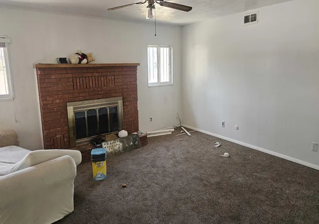Photo 2 of Sale Pending at 813 Indiana St Se, Albuquerque, NM 87108 | MLS# 1108884 | Listing updated on 2026-08-30