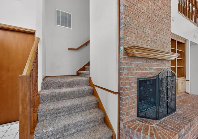 Photo 3 of Sale Pending at 8305 Fairmont Dr Nw, Albuquerque, NM 87120 | MLS# 1108908 | Listing updated on 2026-09-14