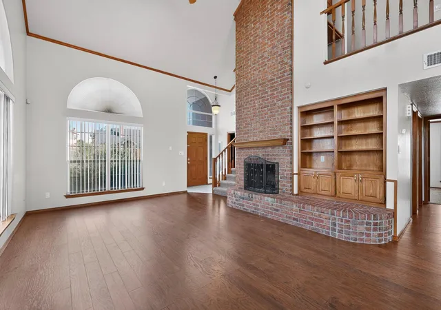 Photo 3 of Sale Pending at 8305 Fairmont Dr NW, Albuquerque, NM 87120 | MLS# 1108908 | Listing updated on 2026-09-14