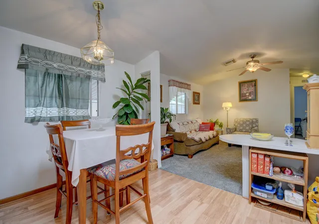 Photo 4 of Manufactured home for sale at 620 Elk Dr SE, Albuquerque, NM 87123 | MLS# 1108932 | Listing updated on 2026-09-11