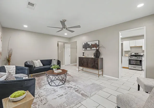 Photo 2 of Sale Pending at 7705 Hannett Ave Ne, Albuquerque, NM 87110 | MLS# 1108941 | Listing updated on 2026-09-05