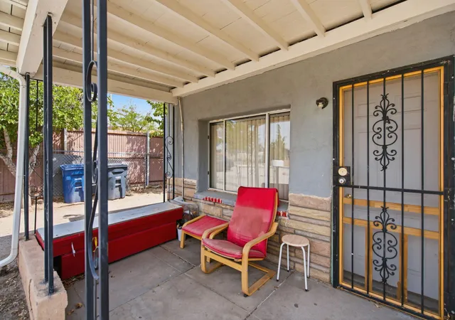 Photo 2 of Multi family home for sale at 320 Rosemont Ave Ne, Albuquerque, NM 87102 | MLS# 1108952 | Listing updated on 2026-10-02