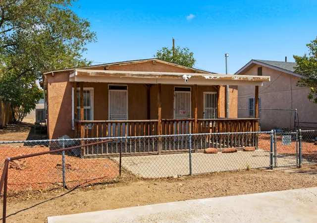Photo 3 of Single family home for sale at 1204 John St Se, Albuquerque, NM 87102 | MLS# 1108964 | Listing updated on 2026-09-11