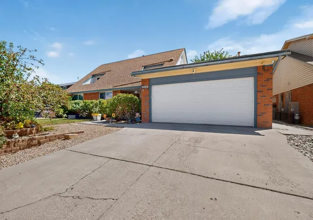 Photo 3 of Single family home for sale at 3720 General Stilwell St NE, Albuquerque, NM 87111 | MLS# 1109064 | Listing updated on 2026-09-08