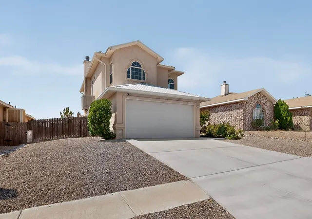 Photo 3 of Single family home for sale at 10504 Connemara Dr Sw, Albuquerque, NM 87121 | MLS# 1109081 | Listing updated on 2026-09-18