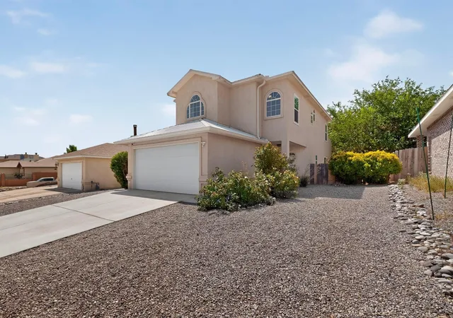 Photo 3 of Single family home for sale at 10504 Connemara Dr SW, Albuquerque, NM 87121 | MLS# 1109081 | Listing updated on 2026-09-18