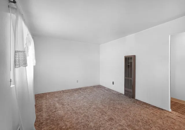 Photo 4 of Single family home for sale at 3 Ernesto Ln, Los Lunas, NM 87031 | MLS# 1109118 | Listing updated on 2026-09-14