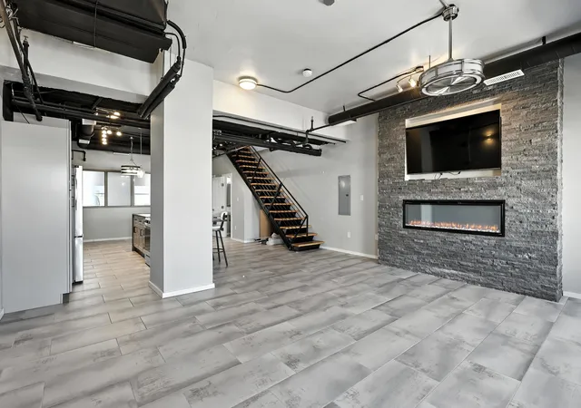 Photo 4 of Condo for sale at 219 Central Ave NW #306, Albuquerque, NM 87102 | MLS# 1109142 | Listing updated on 2026-09-21