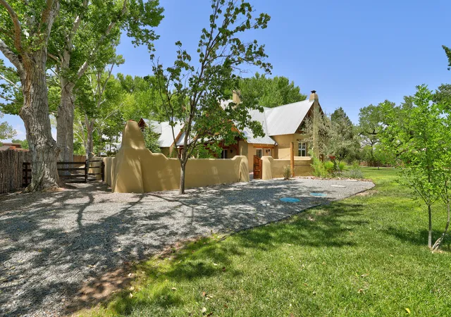 Photo 3 of Sale Pending at 398 Price Ln, Corrales, NM 87048 | MLS# 1109143 | Listing updated on 2026-10-01