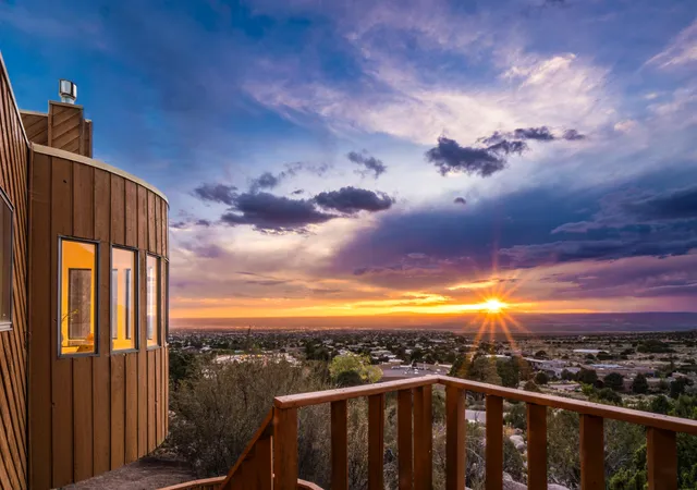 Photo 3 of Single family home for sale at 40 Cedar Hl Pl Ne, Albuquerque, NM 87122 | MLS# 1109158 | Listing updated on 2026-09-08