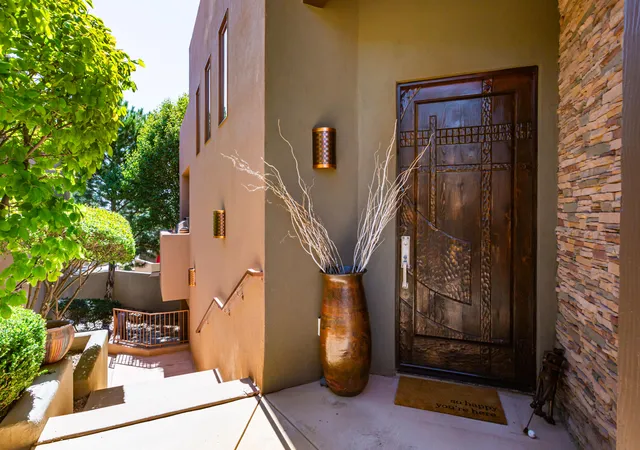 Photo 3 of Single family home for sale at 6319 Ghost Flower Trl Ne, Albuquerque, NM 87111 | MLS# 1109159 | Listing updated on 2026-09-13