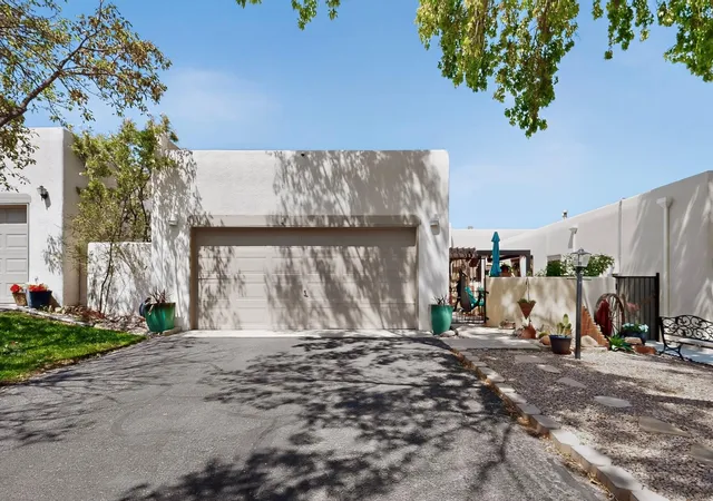 Photo 4 of Townhouse for sale at 3315 Esplanade Cir SE, Rio Rancho, NM 87124 | MLS# 1109178 | Listing updated on 2026-10-06