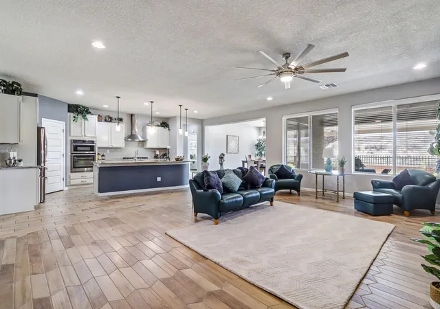 Photo 4 of Sale Pending at 4920 Calle Espana NW, Albuquerque, NM 87120 | MLS# 1109213 | Listing updated on 2026-09-17