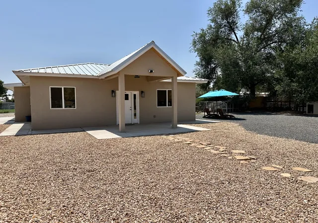 Single family home for sale at 6 Adobe Ln, Peralta, NM 87042 | MLS# 1109214
