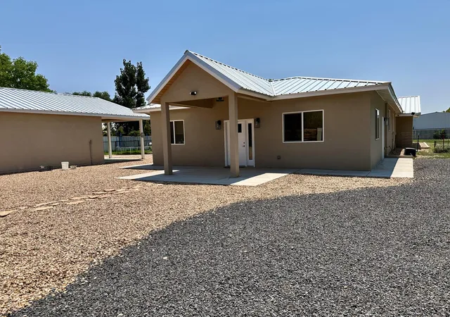 Photo 3 of Single family home for sale at 6 Adobe Ln, Peralta, NM 87042 | MLS# 1109214 | Listing updated on 2026-09-10
