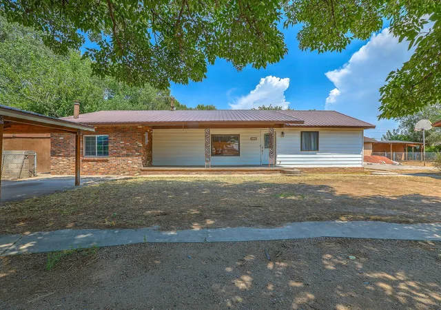Photo 1 of Single family home for sale at 330 Sego Lily St, Bosque Farms, NM 87068 | MLS# 1109216 | Listing updated on 2026-09-16