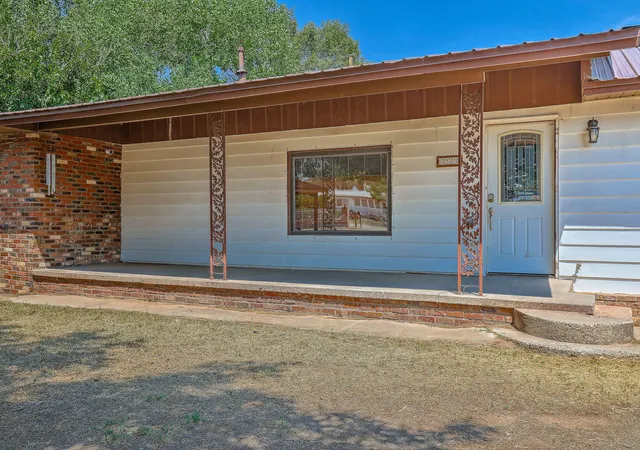 Photo 2 of Single family home for sale at 330 Sego Lily St, Bosque Farms, NM 87068 | MLS# 1109216 | Listing updated on 2026-09-16